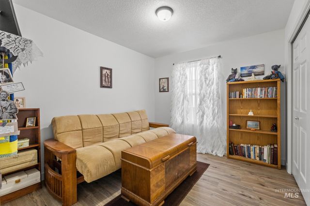 1100 Burnett Dr 245 A, Nampa, ID 83651