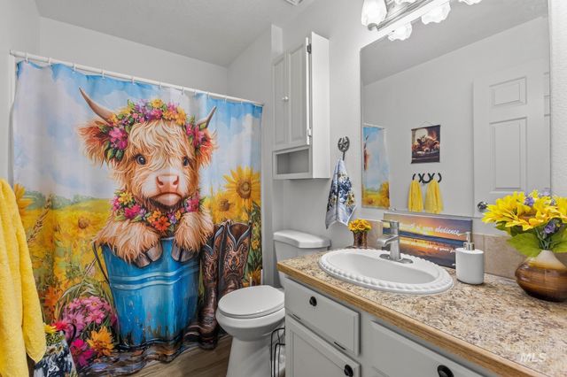 1100 Burnett Dr 245 A, Nampa, ID 83651