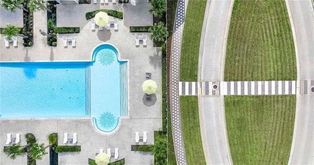 704 Sunrise Ave, Port Aransas, TX 78373