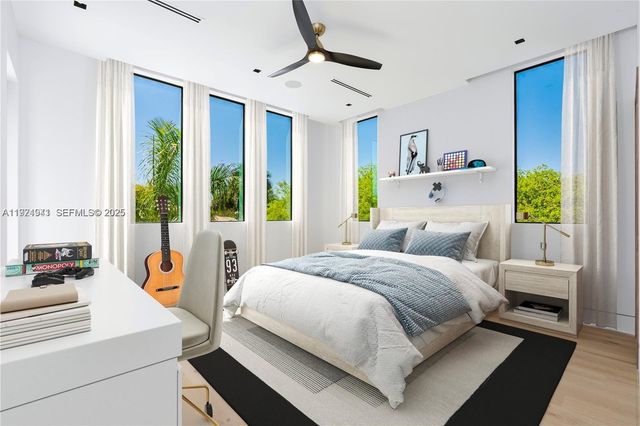 5903 SW 54th Ct, Davie, FL 33314