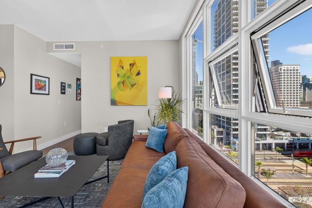1325 Pacific 1102, San Diego, CA 92101