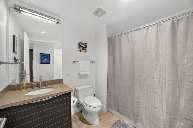 1325 Pacific 1102, San Diego, CA 92101