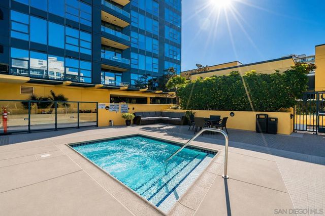 1325 Pacific 1102, San Diego, CA 92101