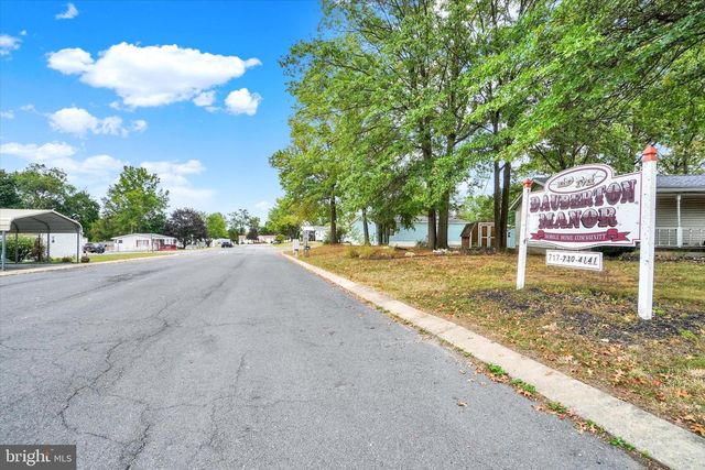 14 SPRUCE LN, Manchester, PA 17345