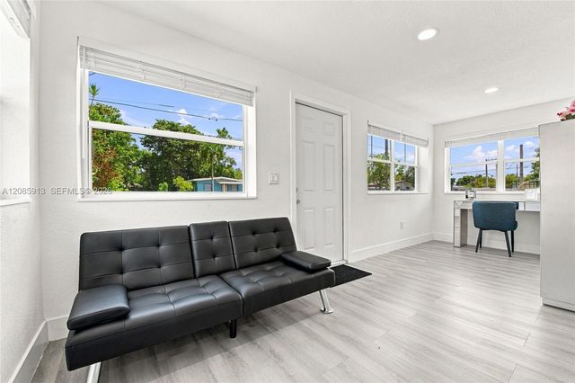 7026 NW 21st Avenue, Miami, FL 33147