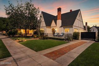 324 W MONTE VISTA Road, Phoenix, AZ 85003