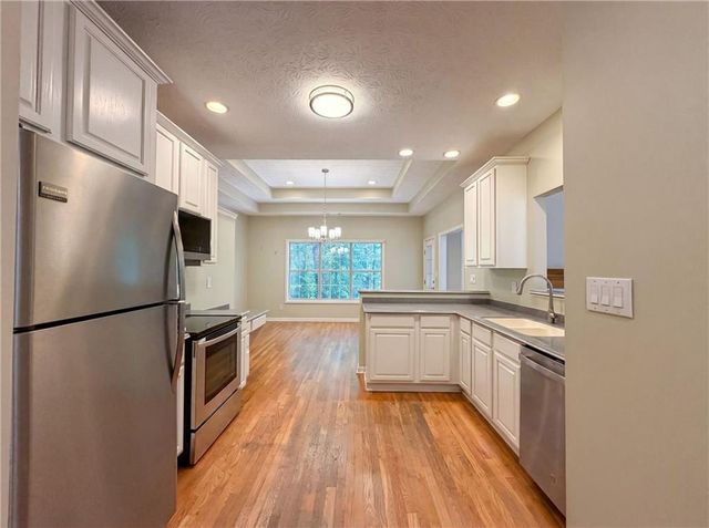 797 Deerwood Drive, Stockbridge, GA 30281