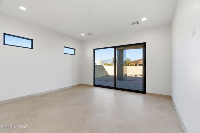 11961 N Mesquite Sunset Place, Oro Valley, AZ 85742