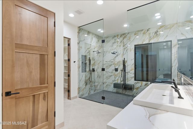 11961 N Mesquite Sunset Place, Oro Valley, AZ 85742