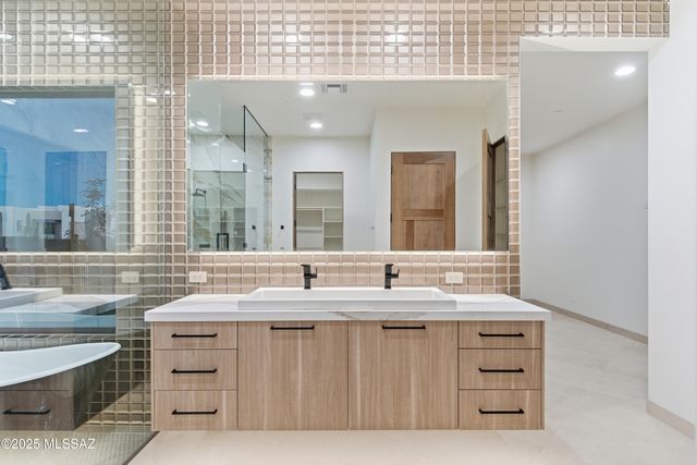 11961 N Mesquite Sunset Place, Oro Valley, AZ 85742