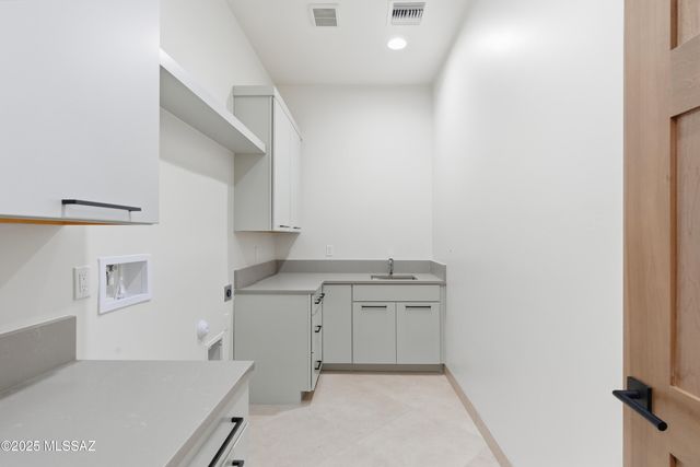 11961 N Mesquite Sunset Place, Oro Valley, AZ 85742