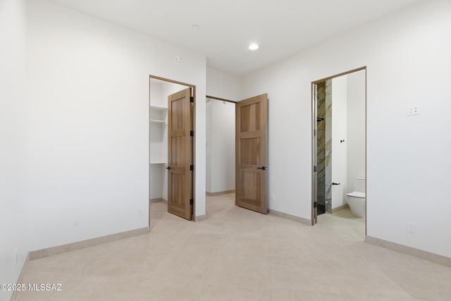 11961 N Mesquite Sunset Place, Oro Valley, AZ 85742