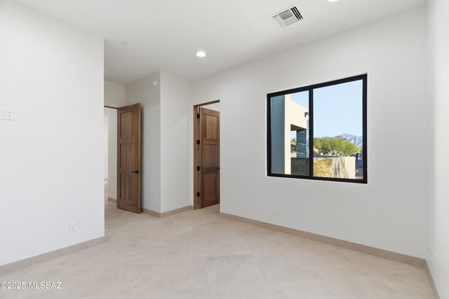 11961 N Mesquite Sunset Place, Oro Valley, AZ 85742