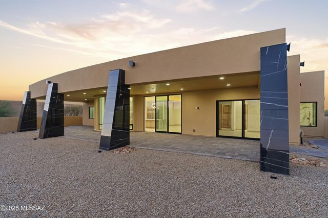 11961 N Mesquite Sunset Place, Oro Valley, AZ 85742