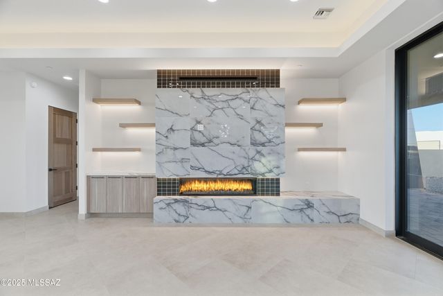 11961 N Mesquite Sunset Place, Oro Valley, AZ 85742