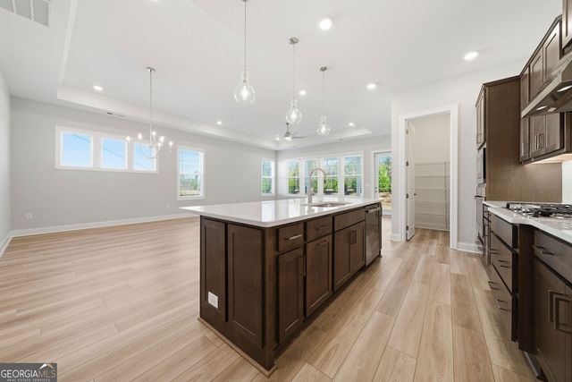 140 Catalina Court, Newnan, GA 30263