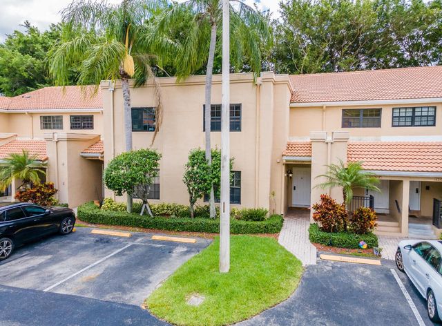6666 MONTEGO BAY Boulevard E, Boca Raton, FL 33433