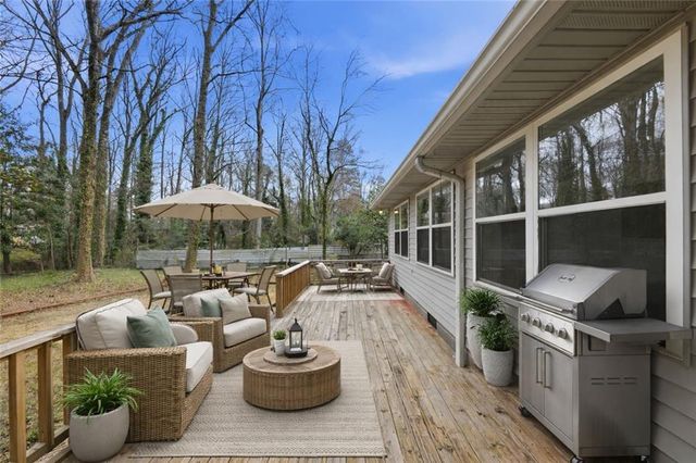 124 Larose Circle, Marietta, GA 30060
