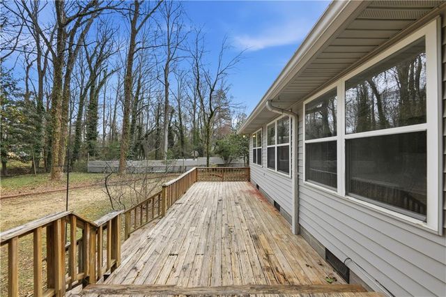 124 Larose Circle, Marietta, GA 30060