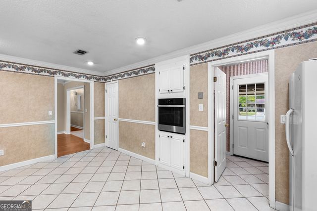 204 Scarborough Road, Centerville, GA 31028