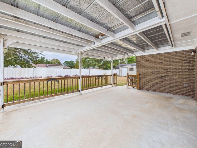 204 Scarborough Road, Centerville, GA 31028