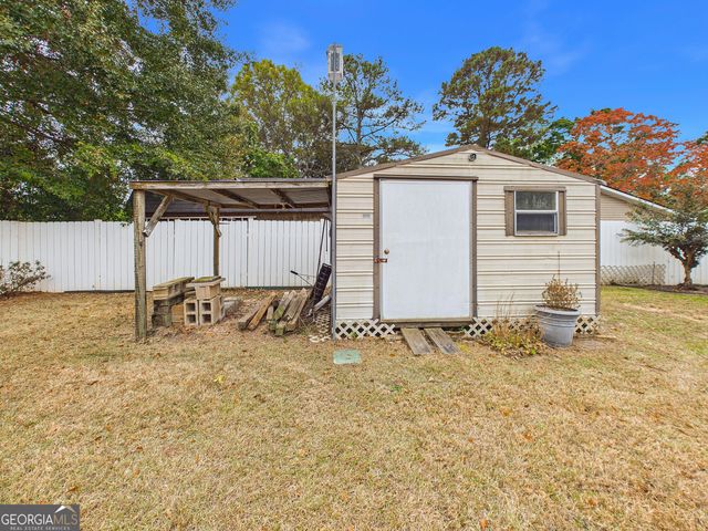 204 Scarborough Road, Centerville, GA 31028
