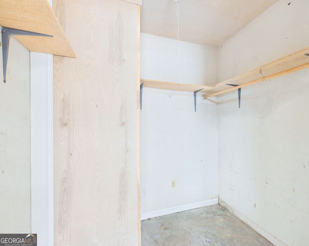 204 Scarborough Road, Centerville, GA 31028