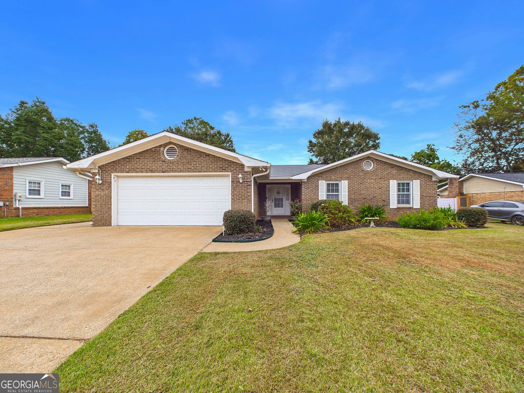 204 Scarborough Road, Centerville, GA 31028