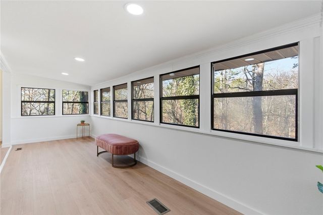 8 Platz Lane, Bella Vista, AR 72714