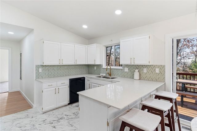 8 Platz Lane, Bella Vista, AR 72714