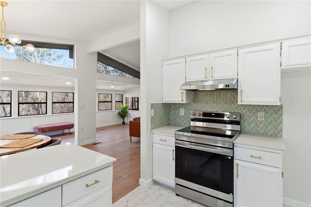 8 Platz Lane, Bella Vista, AR 72714