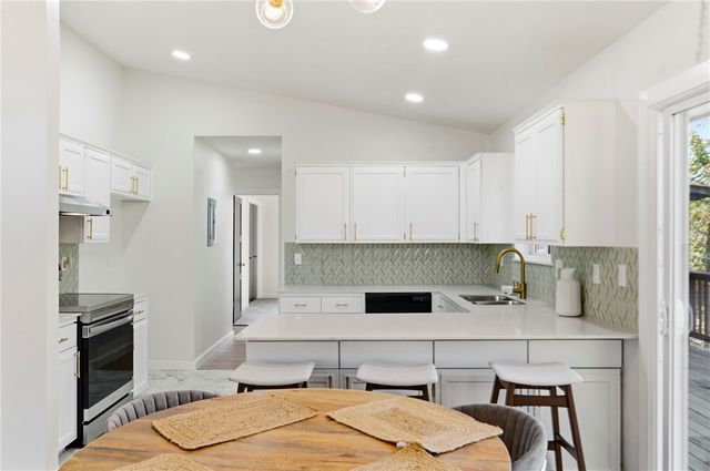 8 Platz Lane, Bella Vista, AR 72714