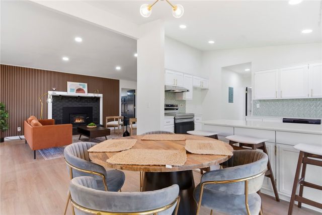 8 Platz Lane, Bella Vista, AR 72714