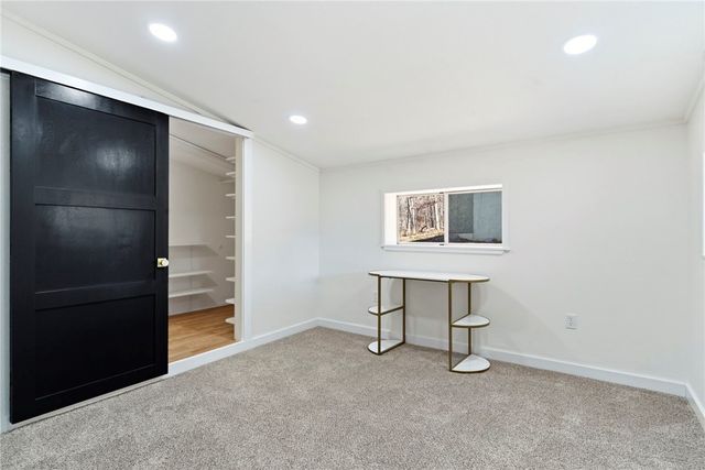 8 Platz Lane, Bella Vista, AR 72714