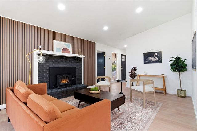 8 Platz Lane, Bella Vista, AR 72714