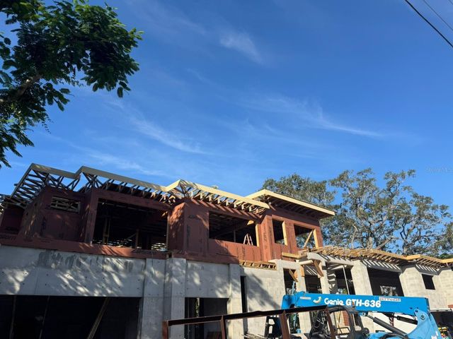 2100 MCCLELLAN PARKWAY, Sarasota, FL 34239