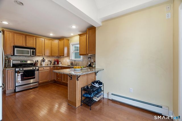 141 Elm Street, Windsor Locks, CT 06096