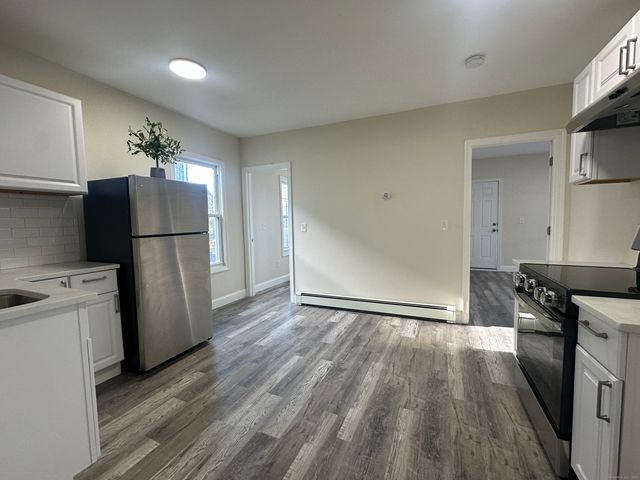 85 Twiss Street, Meriden, CT 06450