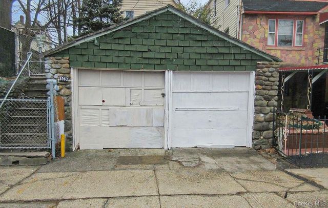 3963 Duryea Avenue, Bronx, NY 10466