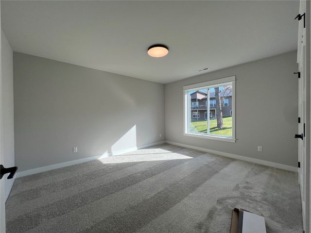 1311 E Gable Way, Tiffin, IA 52317