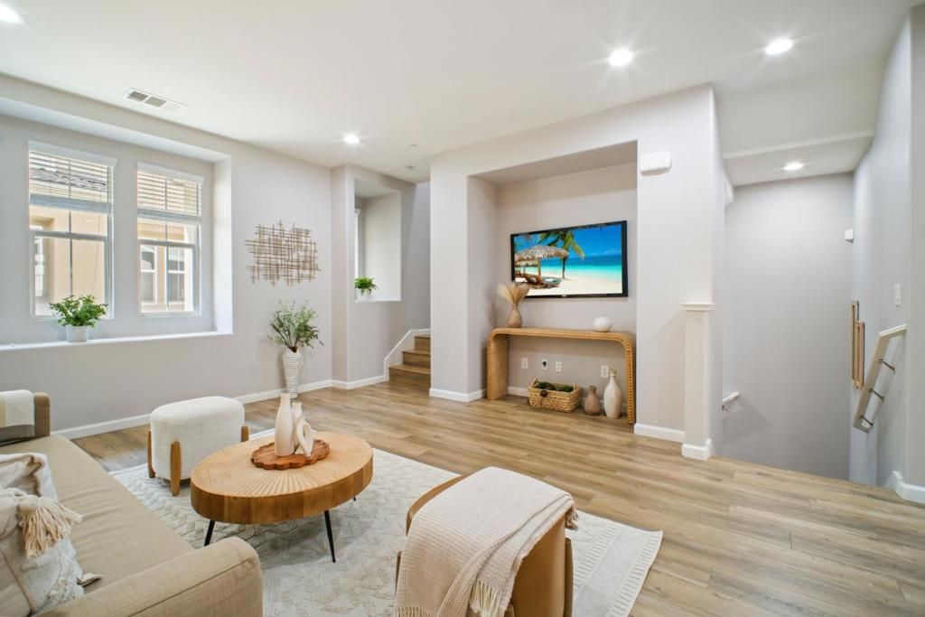 343 Williams Way, Hayward, CA 94541