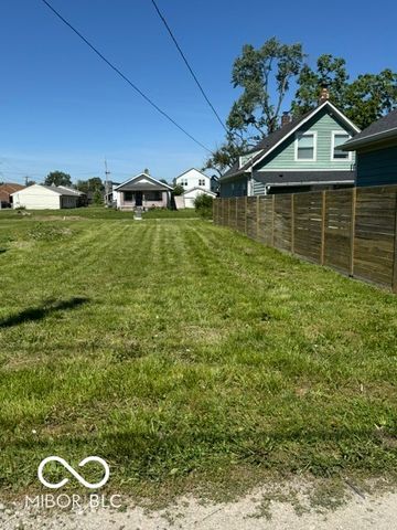 2011 Columbia Avenue, Indianapolis, IN 46202
