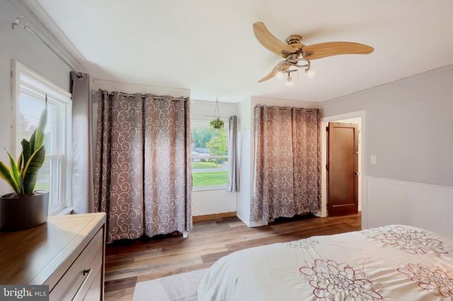 2350 PLEASANT VIEW DR, York, PA 17406
