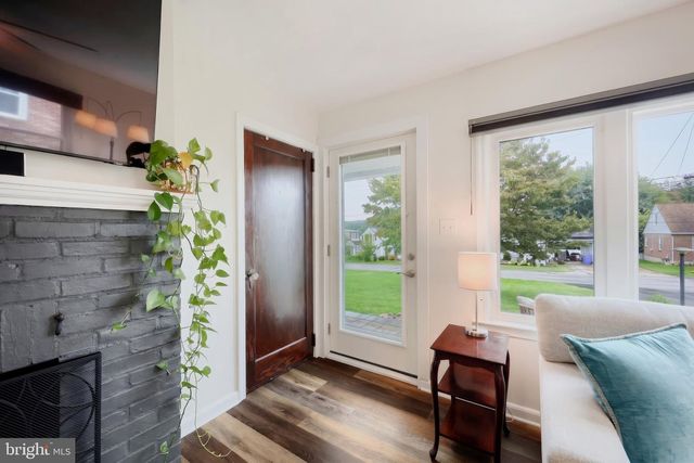 2350 PLEASANT VIEW DR, York, PA 17406