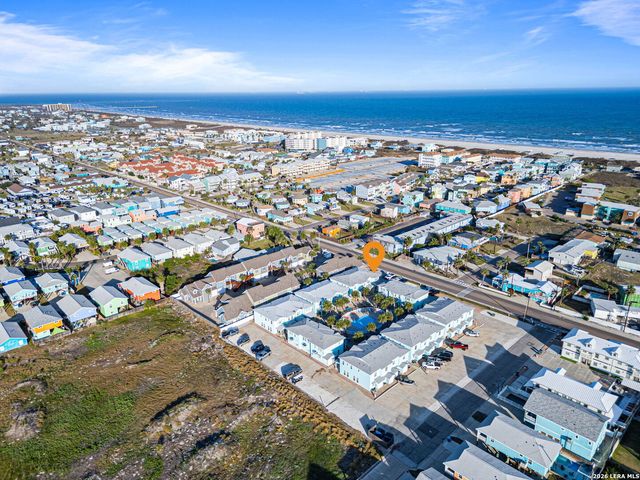 2120 11th St # 404, Port Aransas, TX 78373