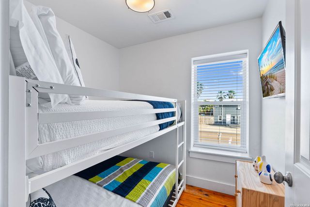 2120 11th St # 404, Port Aransas, TX 78373