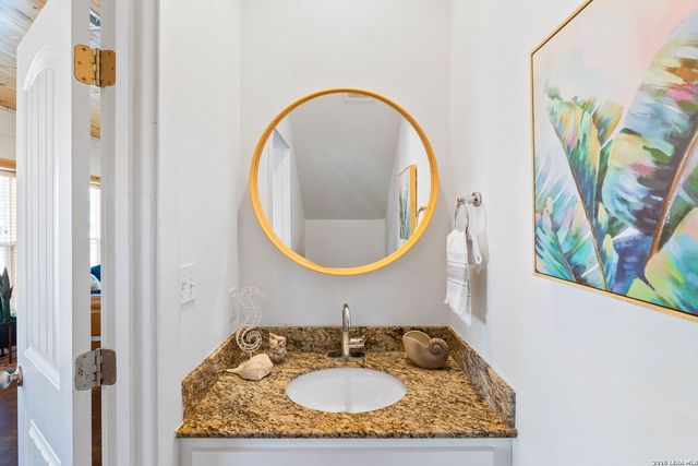 2120 11th St # 404, Port Aransas, TX 78373