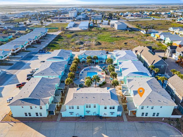 2120 11th St # 404, Port Aransas, TX 78373