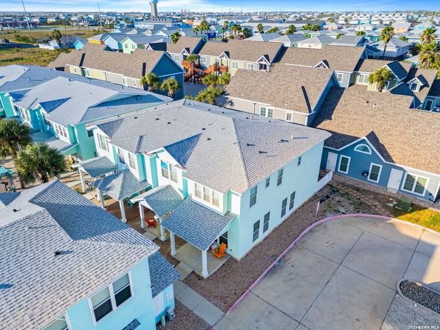 2120 11th St # 404, Port Aransas, TX 78373