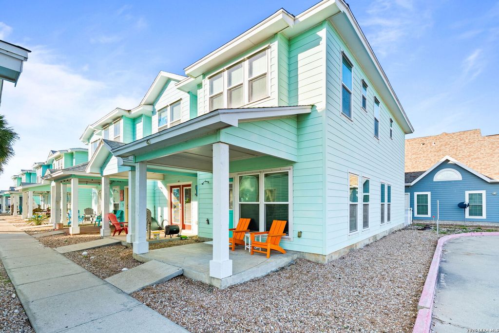 2120 11th St # 404, Port Aransas, TX 78373